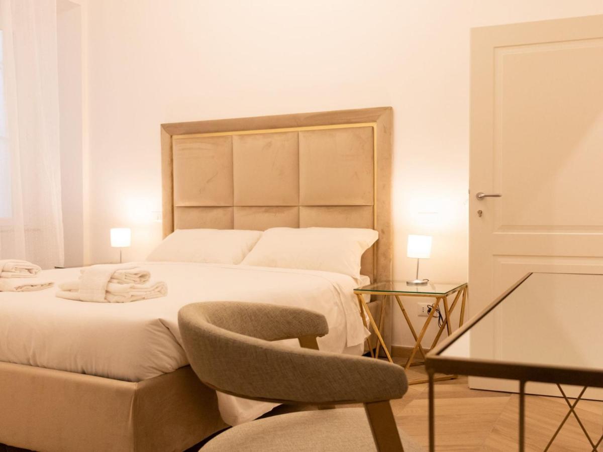 The Rent - Elegant Five-bedrooms Near Colosseo * Roma