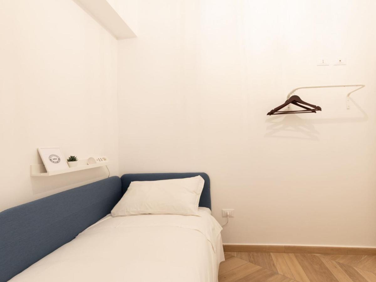 Appartamento The Rent - Elegant Five-bedrooms Near Colosseo Roma
