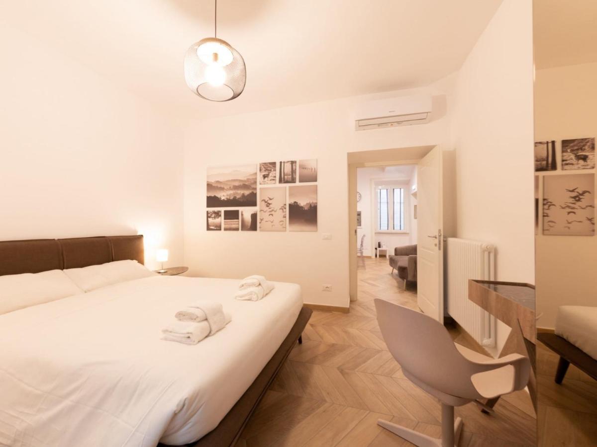 The Rent - Elegant Five-bedrooms Near Colosseo * Roma